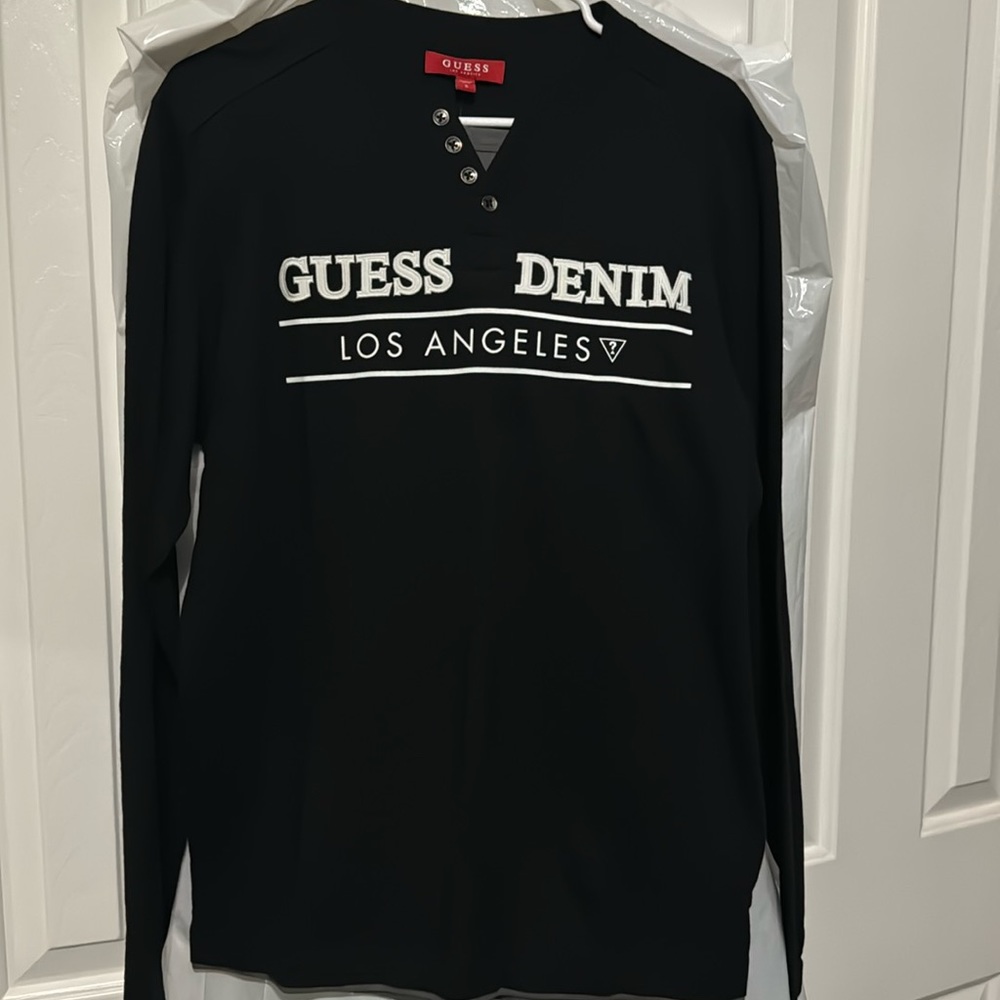 Guess man long  sleeve size small